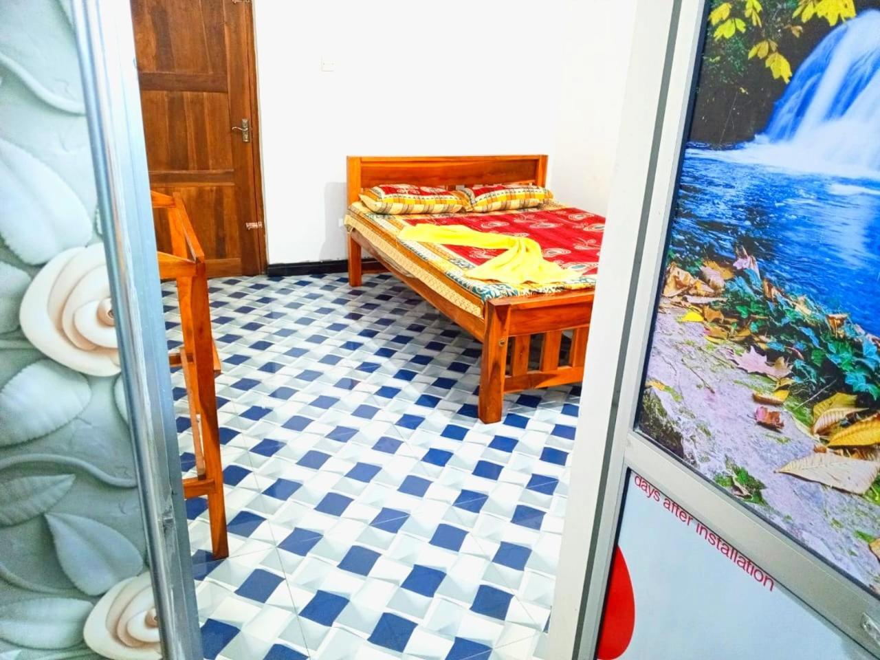 Deer Garden Guest Hotel Полонарува Екстериор снимка