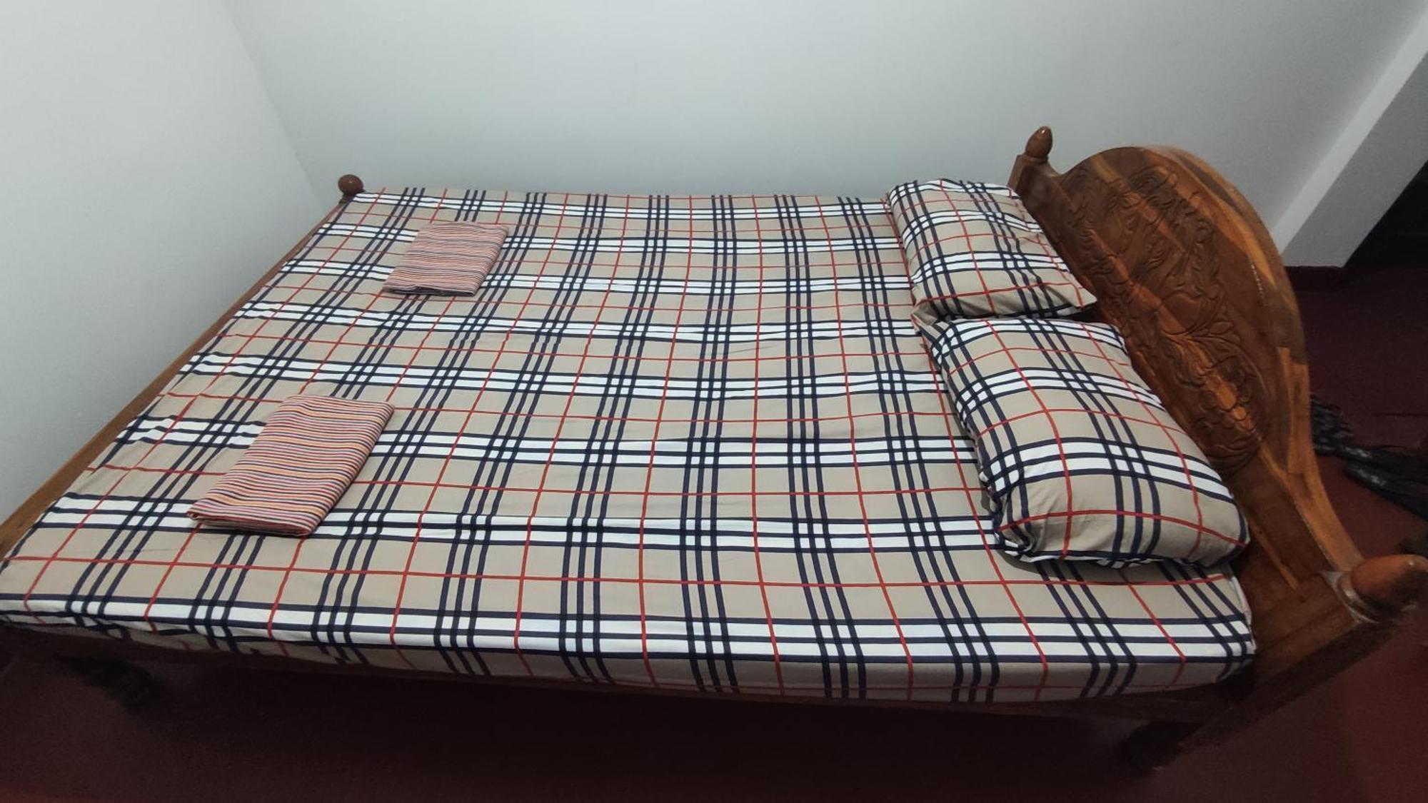 Deer Garden Guest Hotel Полонарува Екстериор снимка